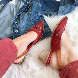 Sundance Minette Embroidered‎ Leather Slingback 37